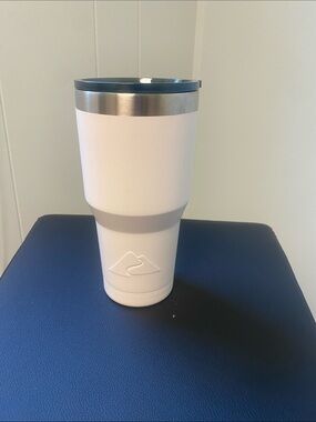 Ozark Trail White and Silver Insulated Tumbler
